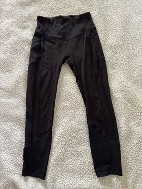 Lululemon Athletica Black Leggings with pockets